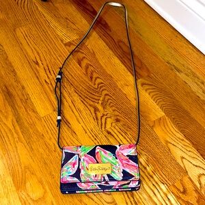Used Lilly Pulitzer Crossbody Wallet